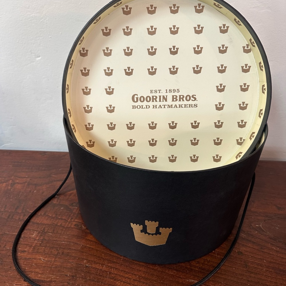 Goorin Bros Black and Gold Hat Box